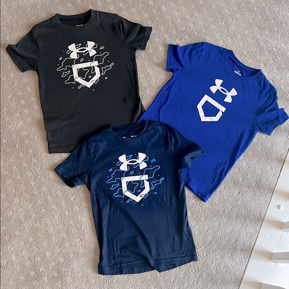 Set of 3 UNDER ARMOUR Baseball T-shirts - size small